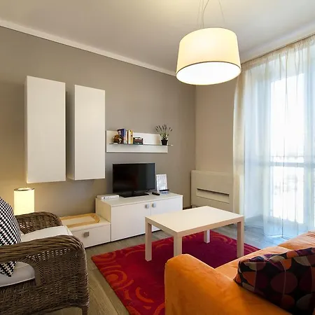 La Lombarda Centro Storico 스트레사