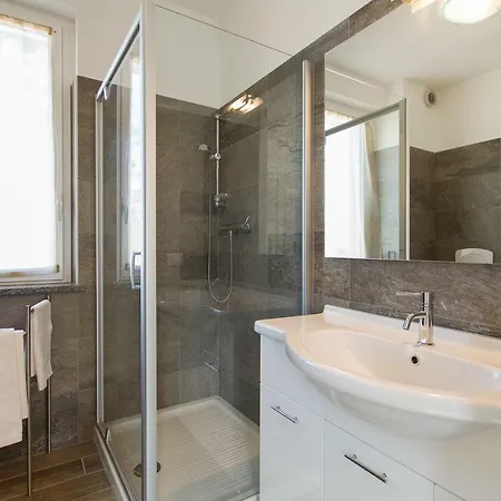 Apartment La Lombarda Centro Storico Stresa