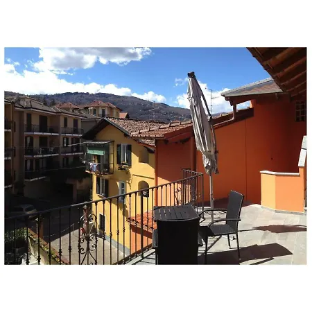 La Lombarda By Stresahome - Centro Storico Apartment *